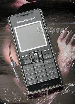 «Живые» фото бюджетника Sony Ericsson K200